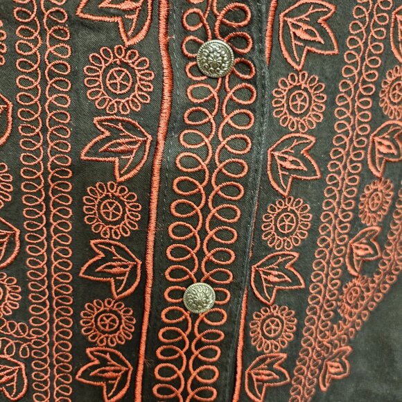 DG2 by Diane Gilman Black and Red Pullover top for Women Plus Size 1X NWOT - Picture 3 of 12